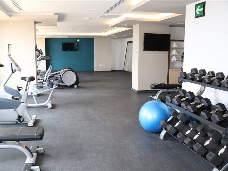 Hampton Inn & Suites By Hilton Puebla Exteriör bild